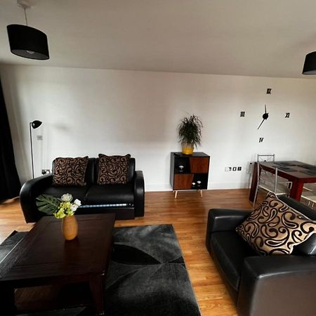 Chinatown Suite Birmingham Bagian luar foto